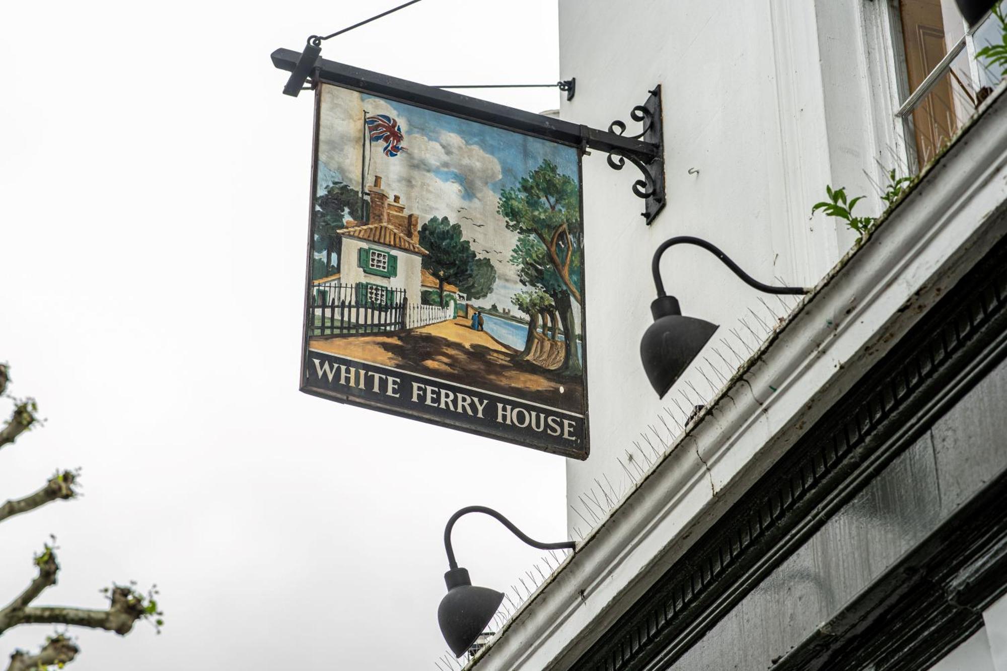 Publove @ The White Ferry, Victoria London Exterior foto